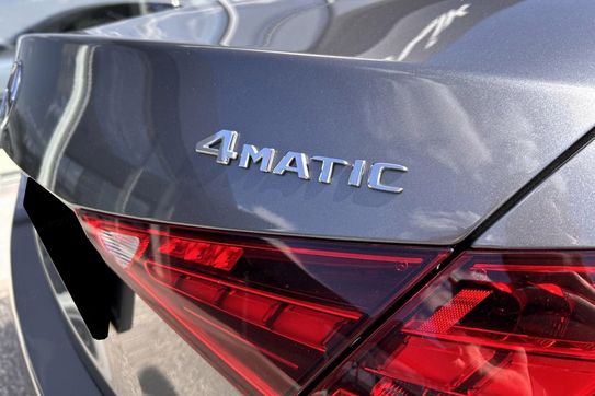 Mercedes Klasa C 220 d  4-Matic AMG