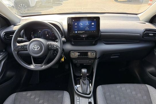 Toyota Yaris Hybrid Style