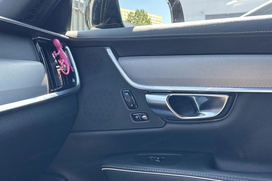 Volvo S90 D4 R-Design