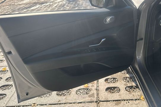 Hyundai Elantra Modern 1.6 CVT