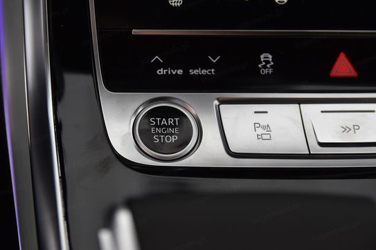 Audi Q7 TDI quattro S Line