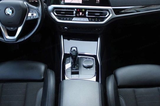 BMW Seria 3 Touring 320d xDrive