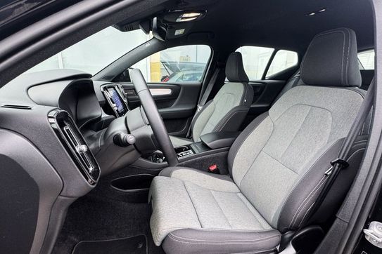 Volvo XC40 B3 Plus Dark