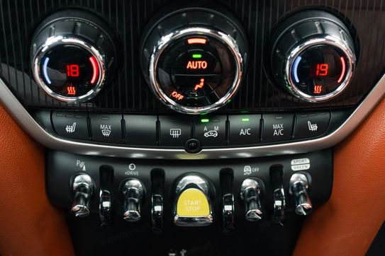 Mini Countryman Cooper SE ALL4 MINI Yours Trim aut