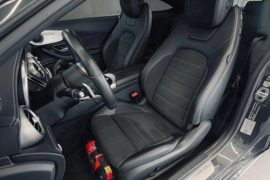Mercedes Klasa C 300.9G-Tronic