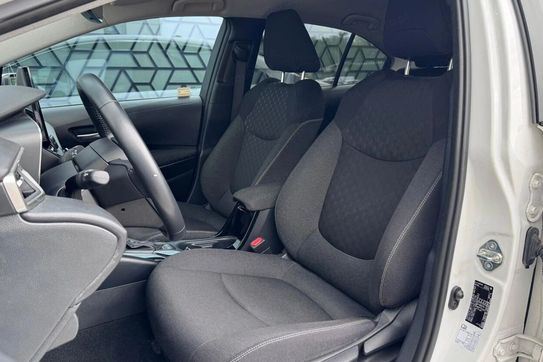 Toyota Corolla 1.8 Hybrid Style