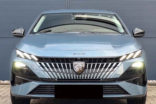 Peugeot 308 Allure S&S e-DCS6 1.2 mHEV