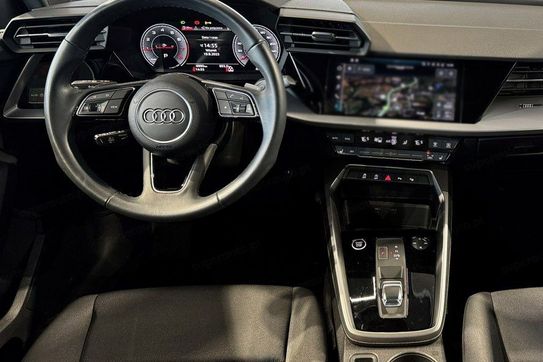 Audi A3 35 TFSI mHEV S tronic