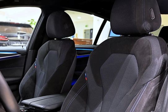 BMW Seria 5 520d xDrive M Sport