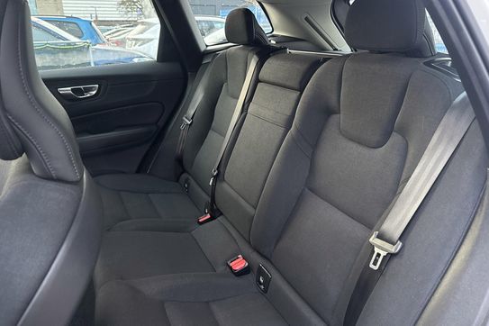 Volvo XC60 B4 B Momentum