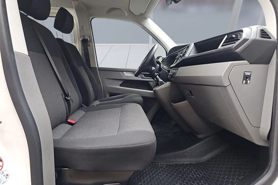 Volkswagen Transporter Kombi L1H1