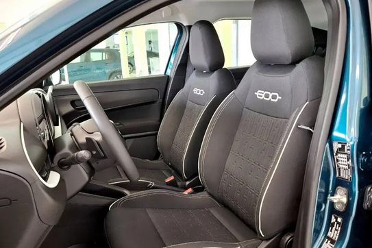 Fiat 600 Pop 1.2 Turbo Hybrid eDCT