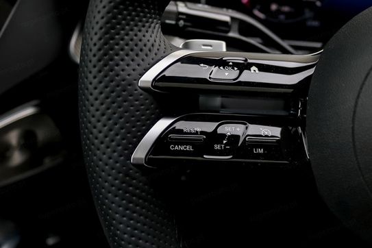 Mercedes Klasa C 220 d  4-Matic AMG
