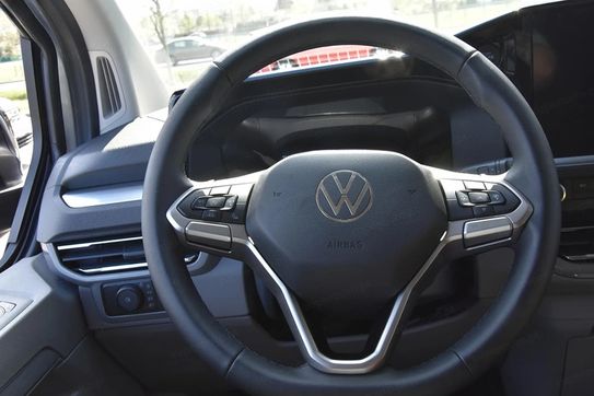Volkswagen Transporter Plus Edition L2H1 DSG