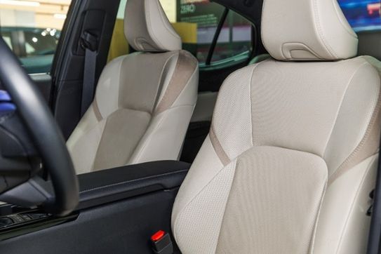 Toyota Camry 2.5 Hybrid Dynamic Force Executive e-CVT