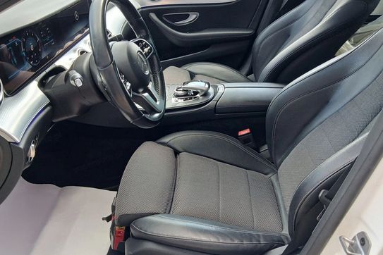 Mercedes Klasa E E 220 d  Avantgarde