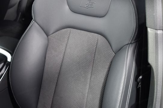 Audi Q7 TDI quattro S Line