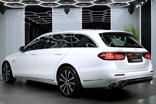 Mercedes Klasa E 300 de Avantgarde