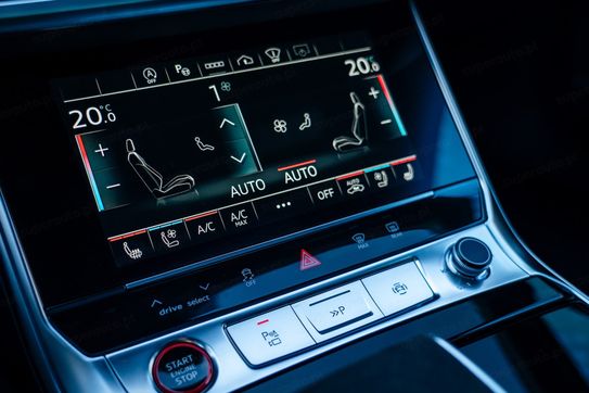 Audi A6 RS6 TFSI quattro Performance