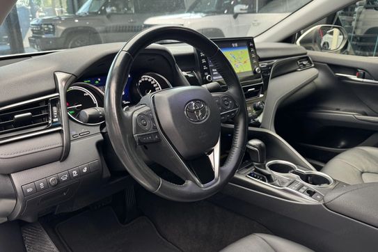Toyota Camry 2.5 Hybrid Executive CVT