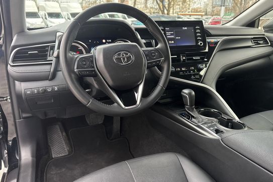Toyota Camry Comfort 2.5 Hybrid