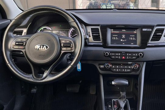 Kia Niro 1.6 GDI Hybrid L