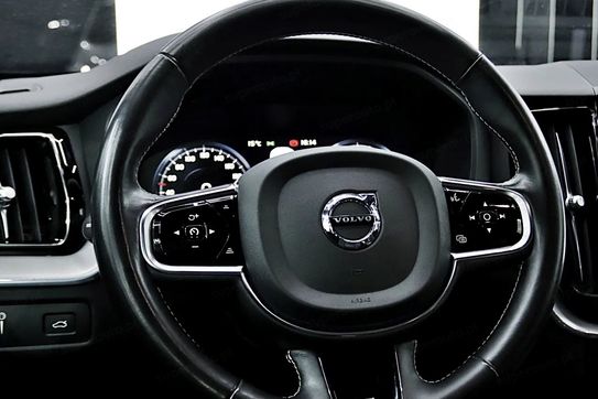 Volvo XC60 B4 B R-Design aut