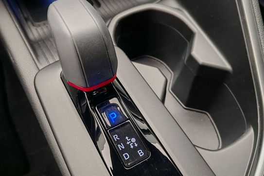 Toyota C-HR GR Sport 2.0 Hybrid Dynamic Force Plug-in