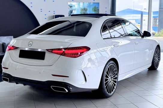 Mercedes Klasa C 200 4-Matic AMG