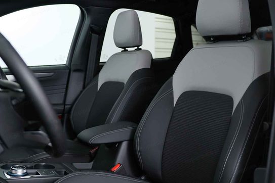 Ford Kuga Sound Edition FWD 2.5 FHEV eCVT