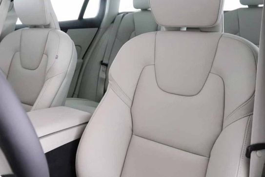Volvo V60 B4 B Plus Bright