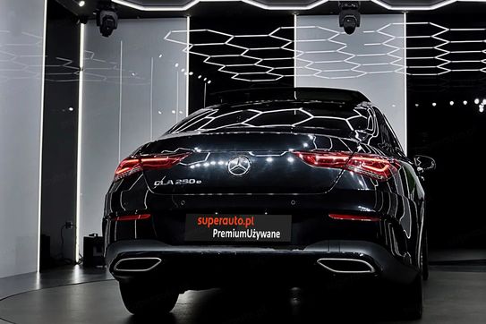 Mercedes CLA 250 e AMG Line