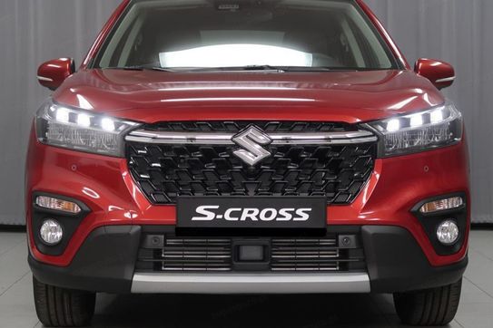 Suzuki S-Cross 1.4 SHVS Elegance 4WD
