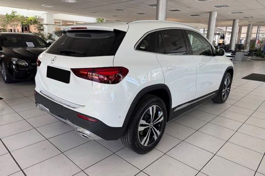 Mercedes GLA 220 4-Matic Progressive