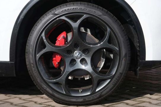 Alfa Romeo Stelvio Turbo Veloce Q4