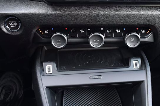 Citroen C4 e-C4 Max Extended Range 54kWh