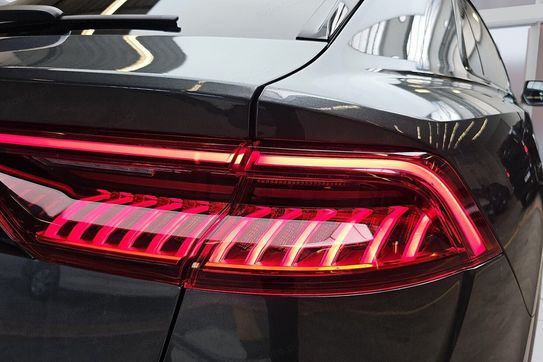 Audi Q8 50 TDI mHEV quattro Tiptronic