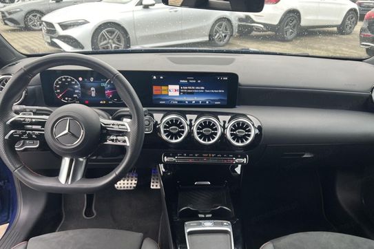 Mercedes Klasa A 200 AMG Line 7G-DCT