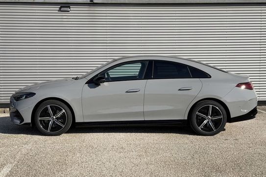 Mercedes CLA 200 AMG Line