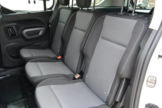 Toyota Proace City Verso Long L2H1 Family