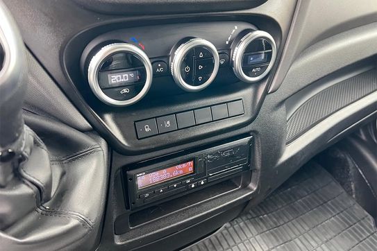 Iveco Daily 72C18  Hi-Matic Zabudowa + Winda