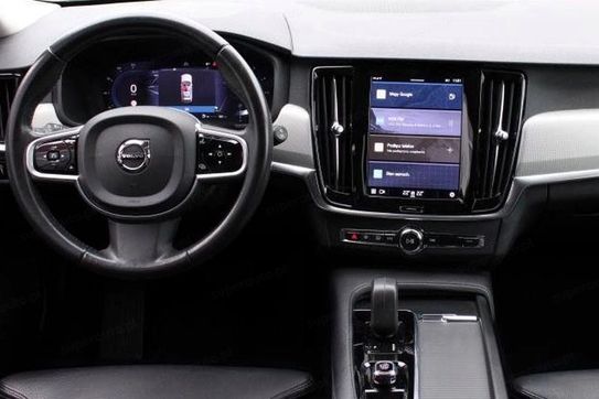 Volvo V90 B4 D Momentum