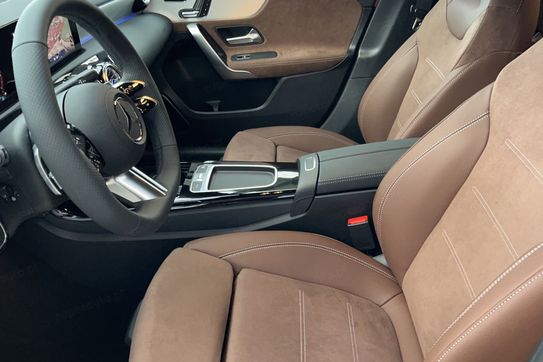 Mercedes Klasa A 220 4-Matic AMG Line