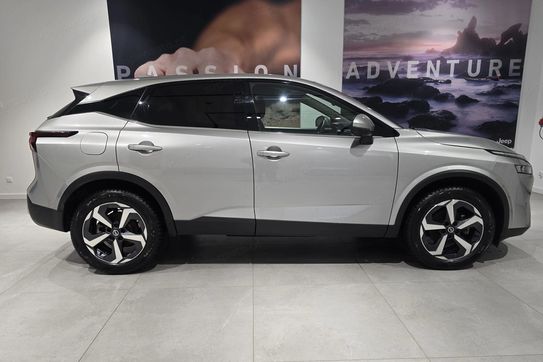 Nissan Qashqai 1.3 DIG-T  N-Connecta