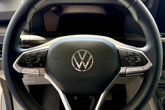 Volkswagen Transporter Zabudowa Brygadowa TDI L2H1 Plus