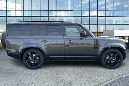 Land Rover Defender 130 3.0 D350 mHEV X-Dynamic HSE