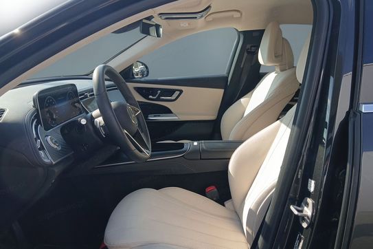 Mercedes Klasa E 300 e Avantgarde