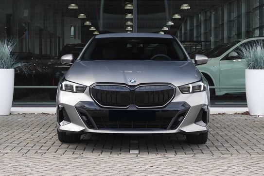 BMW Seria 5 530e xDrive M Sport