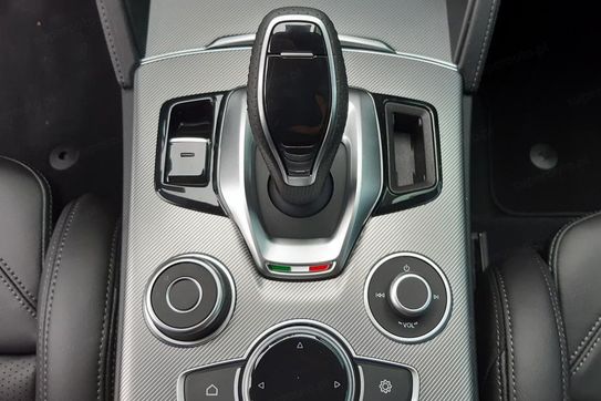 Alfa Romeo Stelvio Turbo Veloce Q4