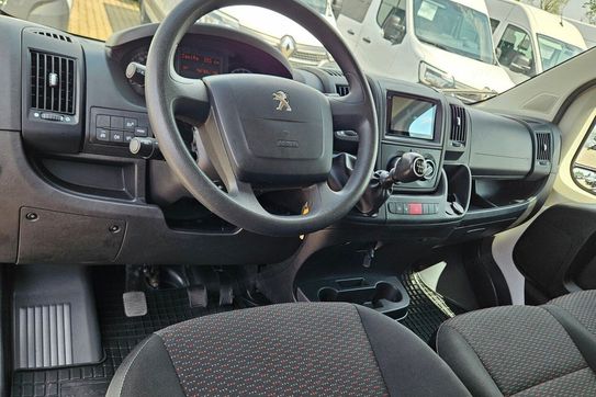 Peugeot Boxer Kontener 8EP + Winda